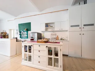 Dieser Anbieter hat keine Bildbeschreibung für dieses Bild hinterlegt