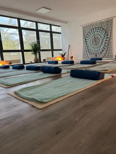 Einschlafmeditation mit Sabrina (ONLINE) @ Praxis für Entspannung und Beratung, Gesa Hecken - Düsseldorf