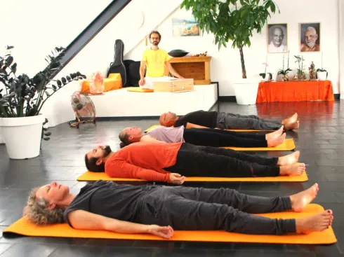 Zeit für Dich: Yin -Yoga- Nidra @ Herzraum Yoga Krefeld & Krefeld Läuft